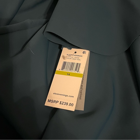 Alex Evenings Embellished Ruched Sheath Cocktail Dress - Picture 5 of 7